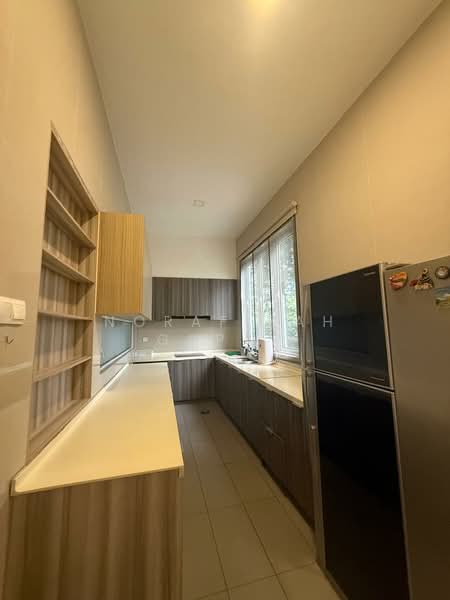 4-storey Terraced House for Rent in Cyberjaya (Selangor) - NoraFizah Gapar - Kitchen - PropertyGuru.com.my
