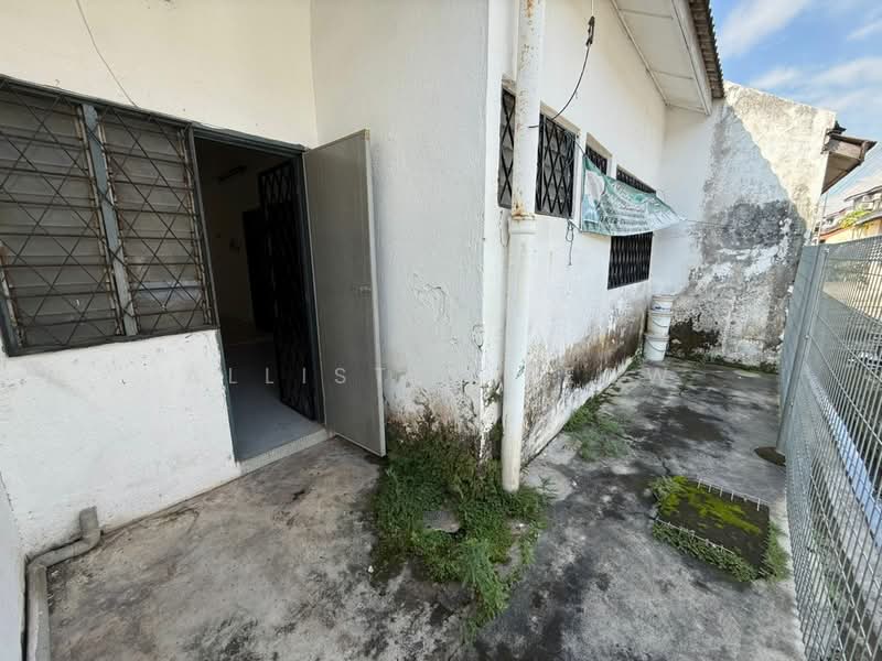 Rumah Teres 1 Tingkat untuk Disewa di Taman Sri Muda (Shah Alam) - Allister Seow - Exterior - PropertyGuru.com.my