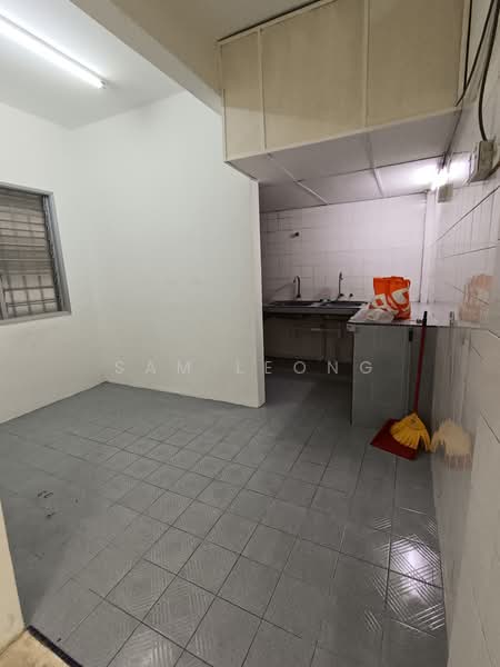 Pangsapuri untuk Disewa di Symphony Court - Sam Leong - Kitchen - PropertyGuru.com.my