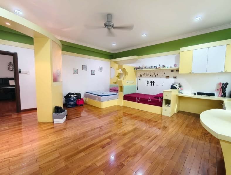 Rumah Banglo untuk Dijual di Taman Stulang Laut (Johor Bahru) - Ronald Mak - Bedroom - PropertyGuru.com.my