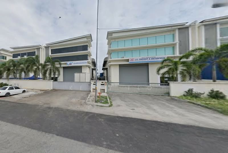 Semi-D Factory for Rent in North Port (Pelabuhan Utara) (Port Klang (Pelabuhan Klang)) - Kelly Teo - Exterior - PropertyGuru.com.my