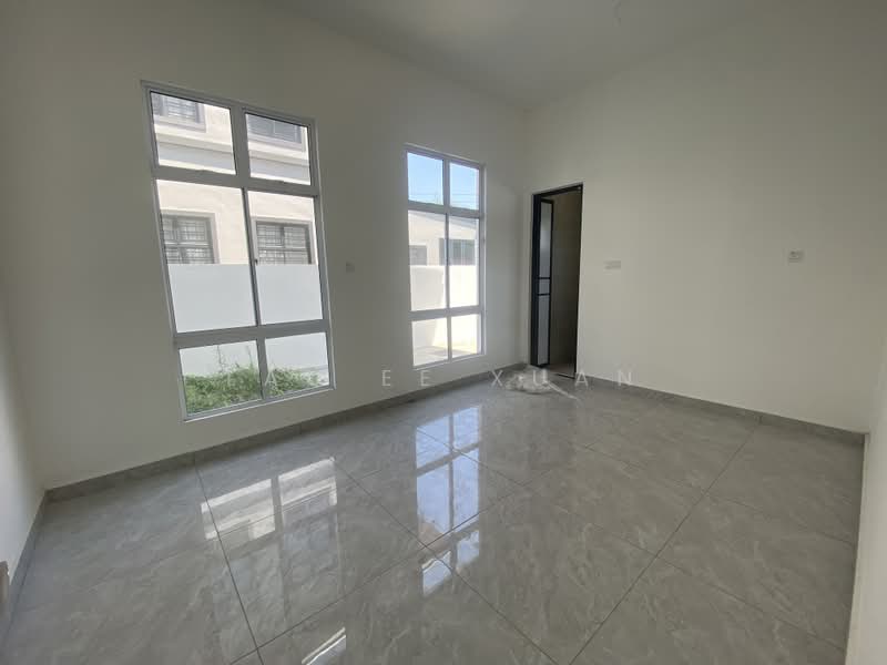 Semi-Detached House for Sale in Batu Pahat (Johor) - Lau Ee Xuan - PropertyGuru.com.my
