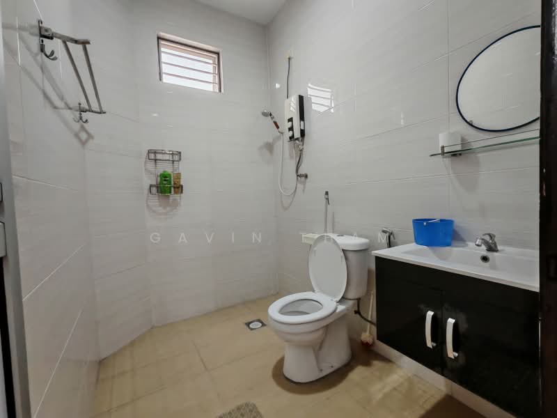 Rumah Banglo untuk Dijual di Taman Gembira (Jalan Klang Lama (Old Klang Road)) - Gavin Tham - Bathroom - PropertyGuru.com.my