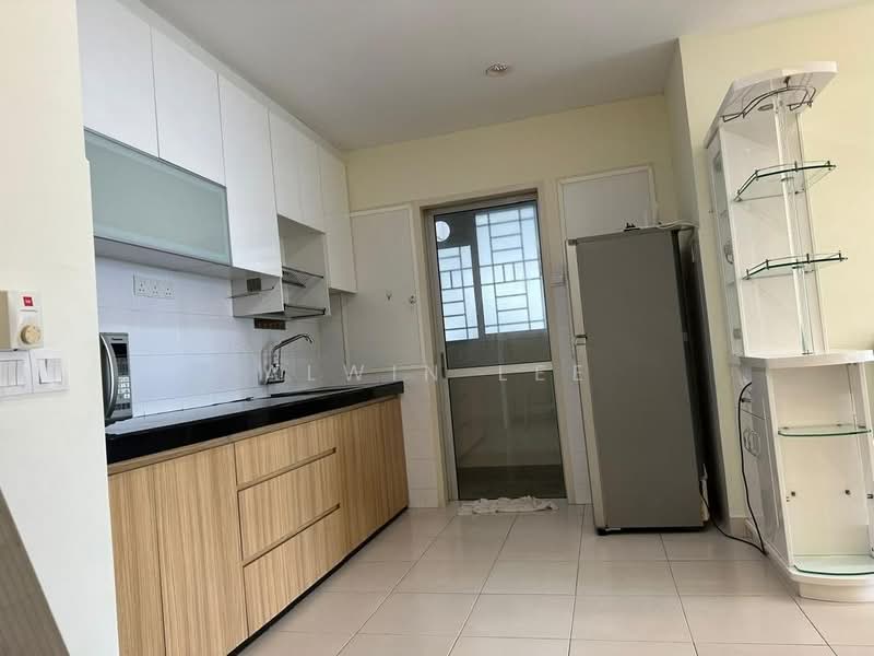 Pangsapuri untuk Disewa di Seri Baiduri - Alwin Lee - Kitchen - PropertyGuru.com.my