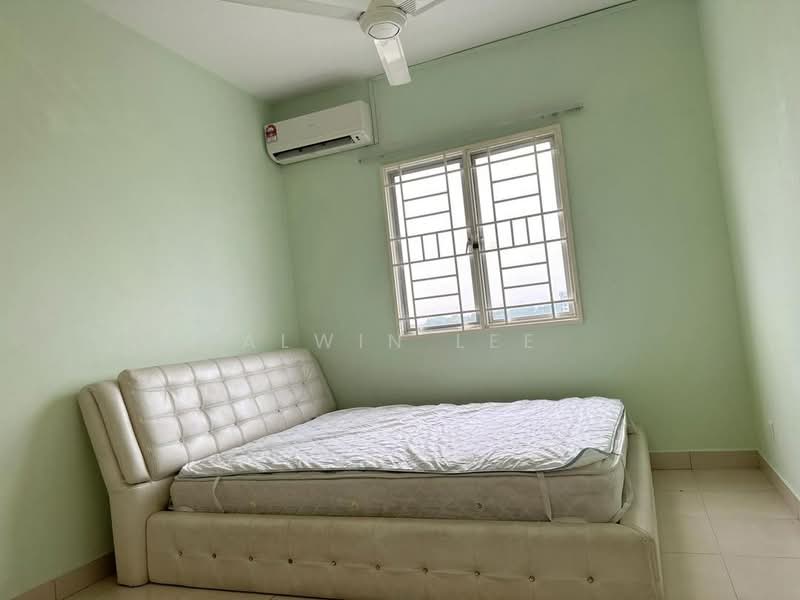 Pangsapuri untuk Disewa di Seri Baiduri - Alwin Lee - Bedroom - PropertyGuru.com.my