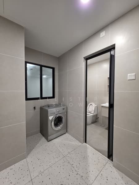 2-storey Terraced House for Sale in Taman Bunga Negara (Shah Alam) - Allister Seow - Bathroom - PropertyGuru.com.my