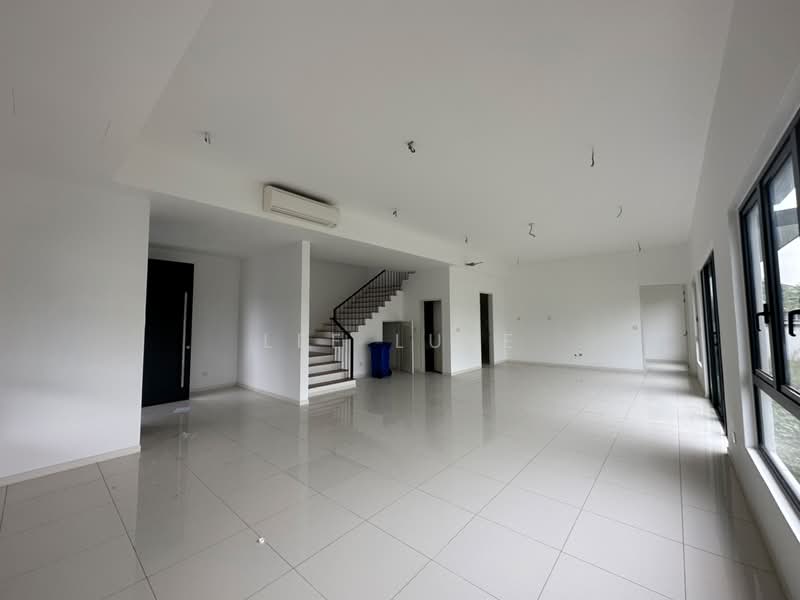 Bungalow for Sale in Bandar Tropicana Aman (Telok Panglima Garang) - Lee Luke - PropertyGuru.com.my