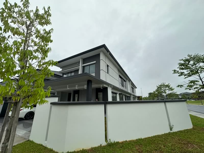 Bungalow for Sale in Bandar Tropicana Aman (Telok Panglima Garang) - Lee Luke - PropertyGuru.com.my