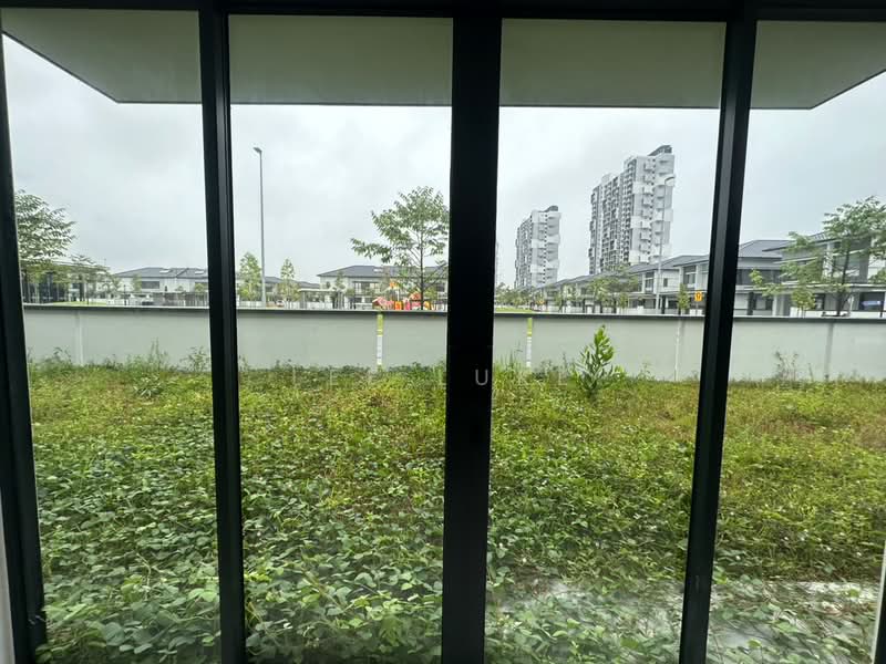 Bungalow for Sale in Bandar Tropicana Aman (Telok Panglima Garang) - Lee Luke - PropertyGuru.com.my