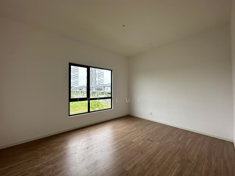 Bungalow for Sale in Bandar Tropicana Aman (Telok Panglima Garang) - Lee Luke - PropertyGuru.com.my