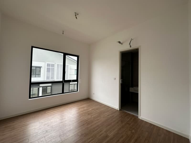 Semi-Detached House for Sale in Bandar Tropicana Aman (Telok Panglima Garang) - Lee Luke - PropertyGuru.com.my