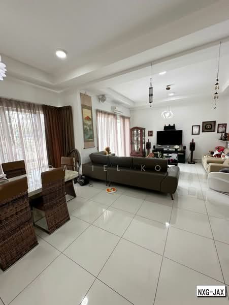 Rumah Berkembar untuk Dijual di Ambang Botanic 2 (Klang) - Daniel Kok - Living Room - PropertyGuru.com.my