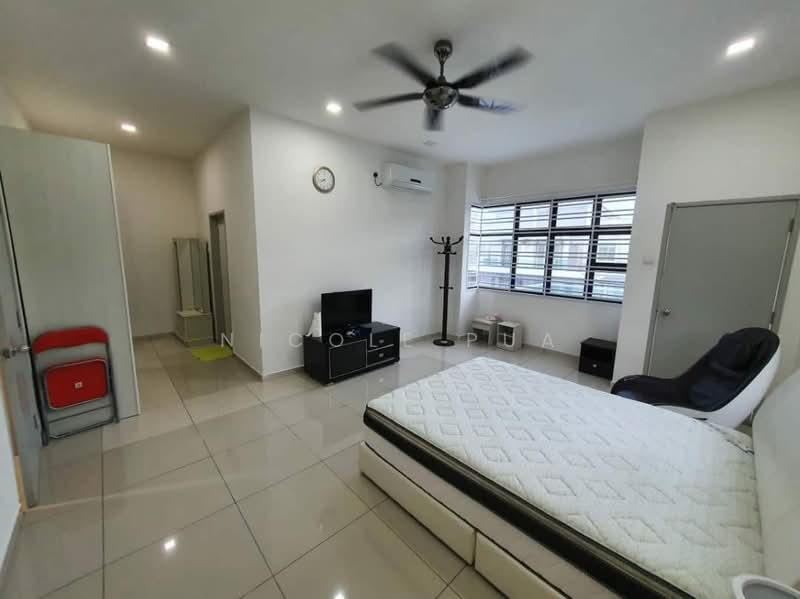 Rumah Teres 2 Tingkat untuk Dijual di Taman Kempas Utama (Tebrau) - Nicole Pua - Bedroom - PropertyGuru.com.my