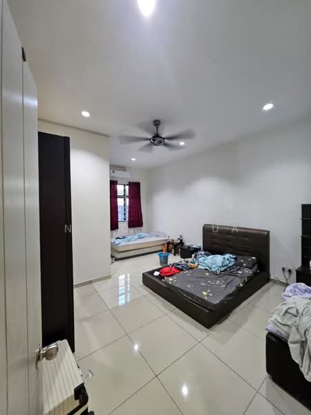 Rumah Teres 2 Tingkat untuk Dijual di Taman Kempas Utama (Tebrau) - Nicole Pua - Bedroom - PropertyGuru.com.my