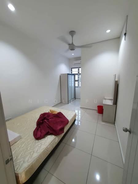 Rumah Teres 2 Tingkat untuk Dijual di Taman Kempas Utama (Tebrau) - Nicole Pua - Bedroom - PropertyGuru.com.my