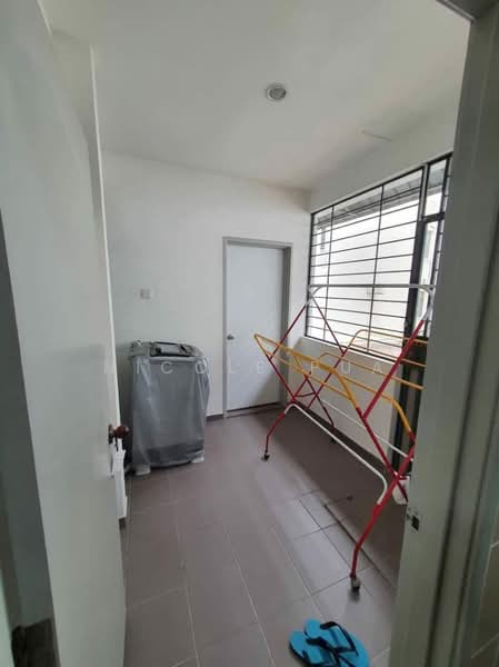 Rumah Teres 2 Tingkat untuk Dijual di Taman Kempas Utama (Tebrau) - Nicole Pua - Interior - PropertyGuru.com.my