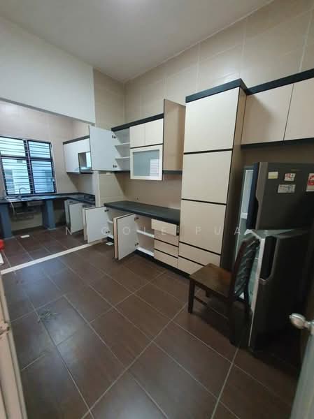 Rumah Teres 2 Tingkat untuk Dijual di Taman Kempas Utama (Tebrau) - Nicole Pua - Kitchen - PropertyGuru.com.my