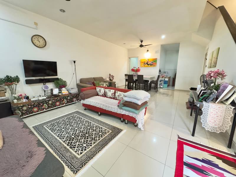 2-storey Terraced House for Sale in Cheras (Kuala Lumpur) - Ali Idris - Living Room - PropertyGuru.com.my
