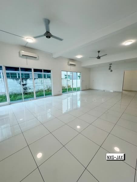 Rumah Berkembar untuk Dijual di Ambang Botanic 2 (Klang) - Daniel Kok - Living Room - PropertyGuru.com.my