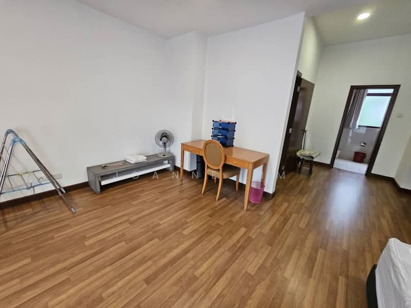 3-storey Terraced House for Sale in Diamond City (Semenyih) - Joanne Lim - Study - PropertyGuru.com.my