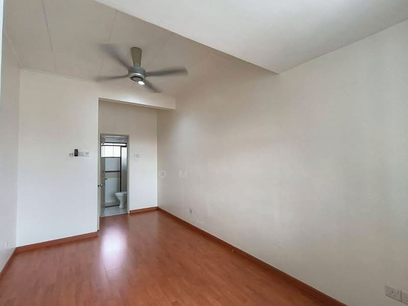 Rumah Teres 2-Tingkat untuk Dijual di Bandar Bukit Raja (Klang) - Tom Lee - PropertyGuru.com.my