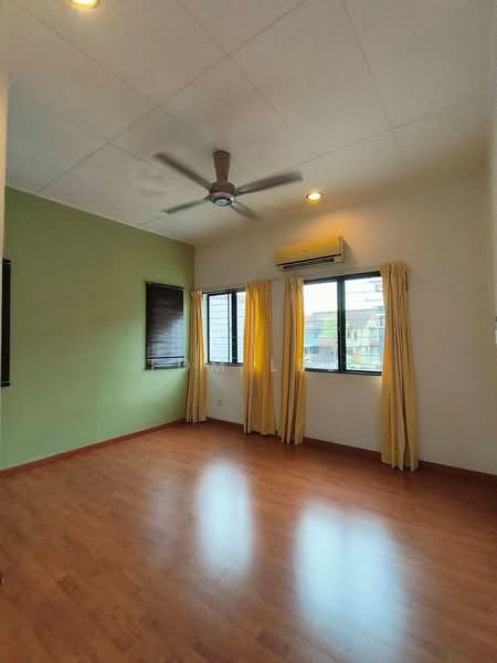 Rumah Teres 2-Tingkat untuk Dijual di Bandar Bukit Raja (Klang) - Tom Lee - PropertyGuru.com.my