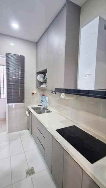 Condominium for Rent at Isle of Kamares - Aizat Saifulrullah - Kitchen - PropertyGuru.com.my