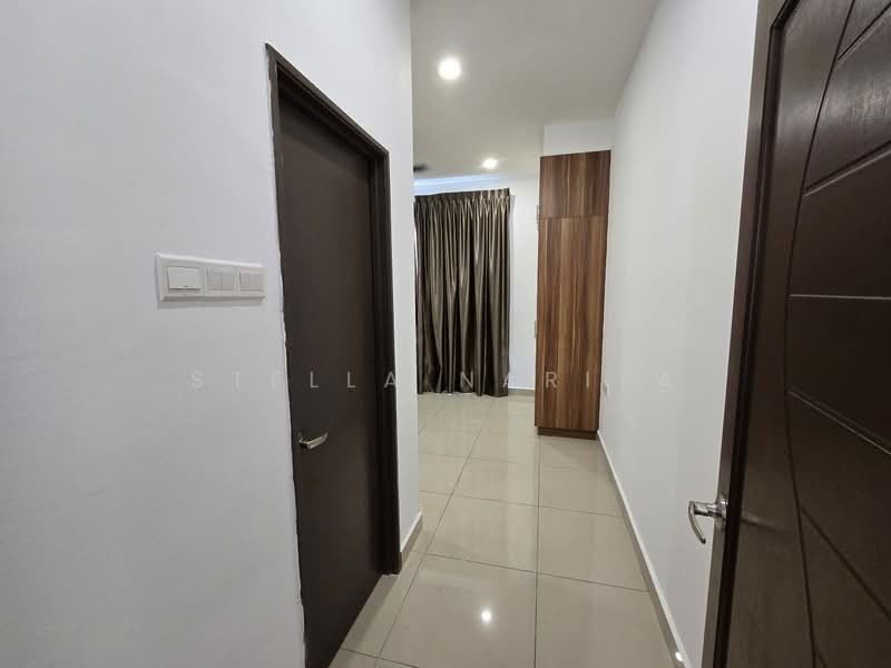 Kondominium untuk Disewa di M Condominium @ Larkin - Stella Narita - Corridor - PropertyGuru.com.my