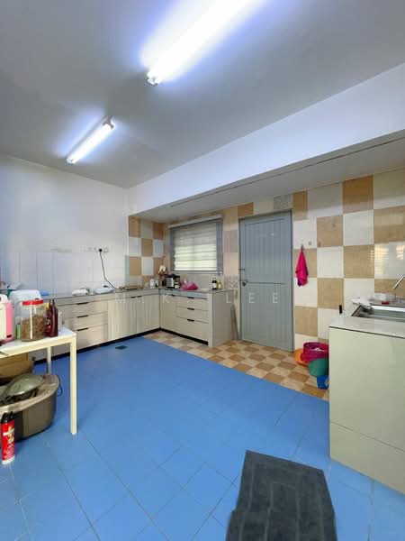 2-storey Terraced House for Sale in Bandar Bukit Tinggi (Klang) - M.K. Lee - Kitchen - PropertyGuru.com.my