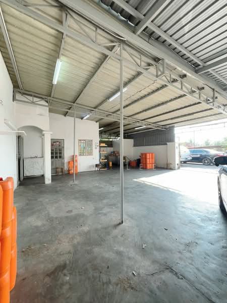 2-storey Terraced House for Sale in Bandar Bukit Tinggi (Klang) - M.K. Lee - Exterior - PropertyGuru.com.my