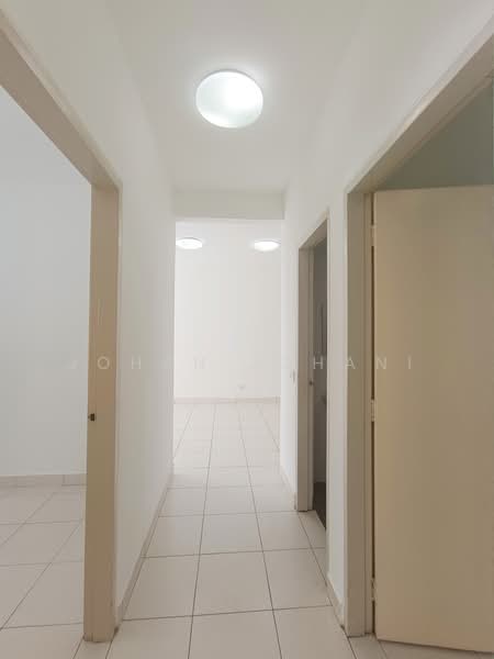 Pangsapuri untuk Dijual di D'Cassia - Johan Johani - Corridor - PropertyGuru.com.my