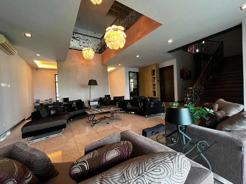 Bungalow House for Sale in Shah Alam (Selangor) - Zann Fauzan - Living Room - PropertyGuru.com.my