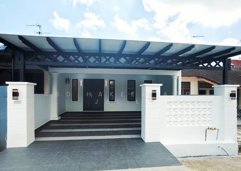 Rumah Teres 1 Tingkat untuk Dijual di Taman Ungku Tun Aminah (Skudai) - Abd Hakeem Abd Jalil - PropertyGuru.com.my