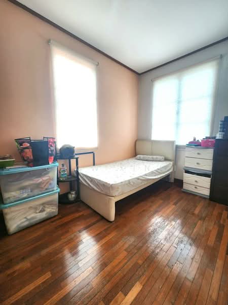 Rumah Berkembar untuk Dijual di Subang Alam (Shah Alam) - CHOW XINNI - Bedroom - PropertyGuru.com.my