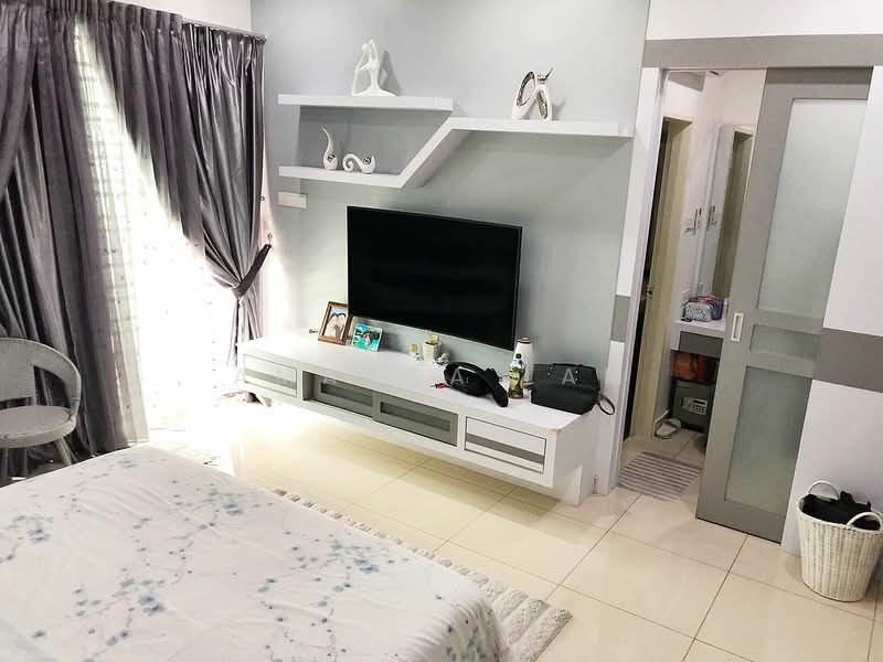 Rumah Teres 3 Tingkat untuk Dijual di Taman Desa Oren (Butterworth) - Amanda Lam - PropertyGuru.com.my