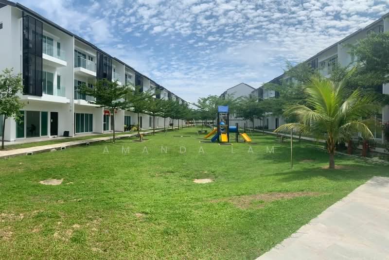 Rumah Teres 3 Tingkat untuk Dijual di Taman Desa Oren (Butterworth) - Amanda Lam - PropertyGuru.com.my