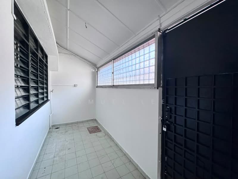 Rumah Teres 1 Tingkat untuk Disewa di Taman Perling (Perling) - Samuel Lee - Exterior - PropertyGuru.com.my