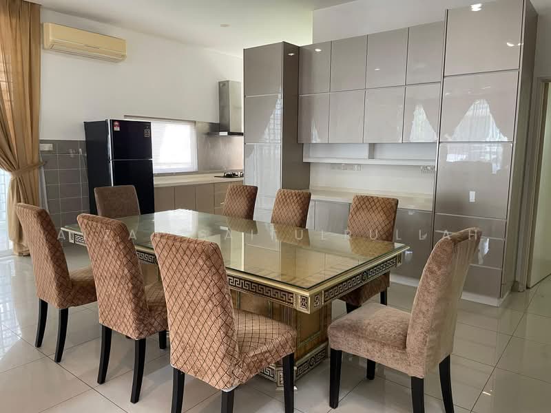 Semi-Detached House for Rent in Cyberjaya (Selangor) - Aizat Saifulrullah - Dining Room - PropertyGuru.com.my