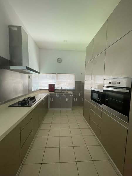 Semi-Detached House for Rent in Cyberjaya (Selangor) - Aizat Saifulrullah - Kitchen - PropertyGuru.com.my