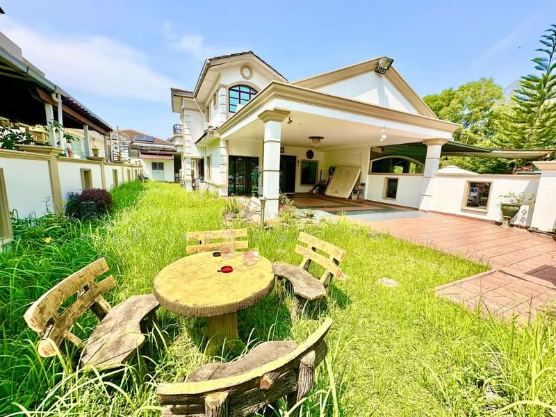 Semi-Detached House for Sale in Taman Lestari Perdana (Seri Kembangan) - Nur Adibah Ishak - PropertyGuru.com.my