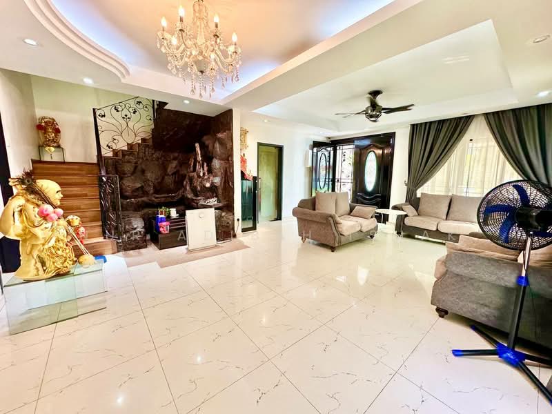 Semi-Detached House for Sale in Taman Lestari Perdana (Seri Kembangan) - Nur Adibah Ishak - PropertyGuru.com.my