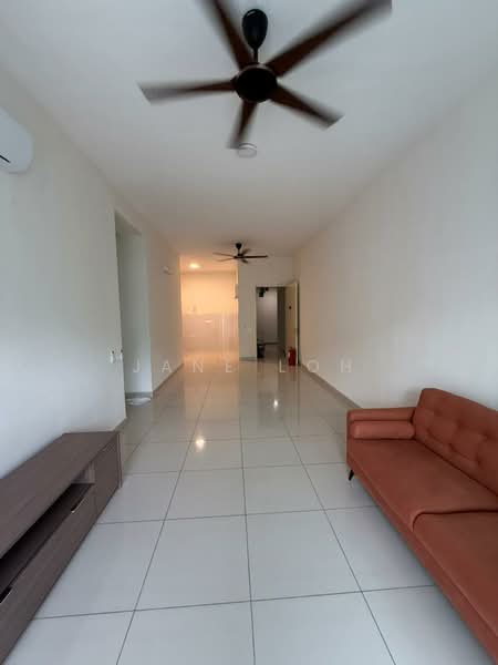 Kondominium untuk Disewa di Brezza Hill - Jane Loh - Living Room - PropertyGuru.com.my