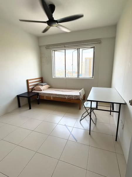 Apartment for Rent at Suria @ Hijau E-Komuniti - Jie Ying - Bedroom - PropertyGuru.com.my