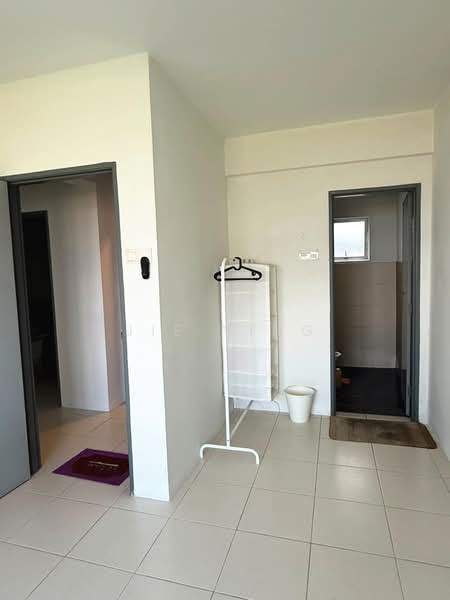Apartment for Rent at Suria @ Hijau E-Komuniti - Jie Ying - Entrance - PropertyGuru.com.my