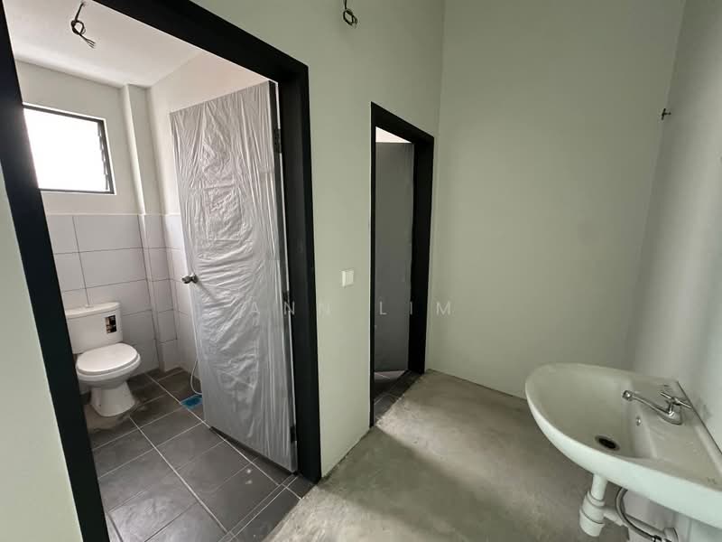 Shop for Rent in Taman Ayer Molek (Ayer Molek) - Ann Lim - PropertyGuru.com.my