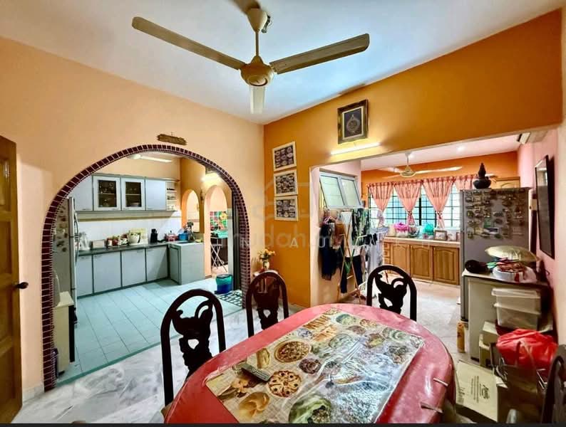 Rumah Teres 2-Tingkat untuk Dijual di Subang (Selangor) - Pervin Aulakh - PropertyGuru.com.my