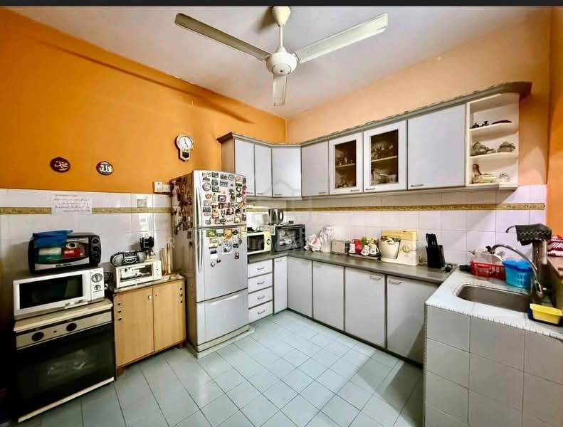 Rumah Teres 2-Tingkat untuk Dijual di Subang (Selangor) - Pervin Aulakh - PropertyGuru.com.my