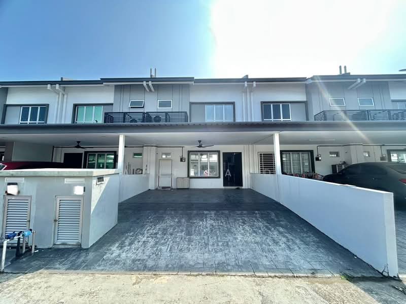 Terraced House for Sale in Kuala Selangor (Selangor) - Alif Saad - PropertyGuru.com.my