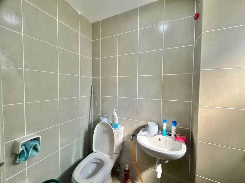 Terraced House for Sale in Kuala Selangor (Selangor) - Alif Saad - PropertyGuru.com.my