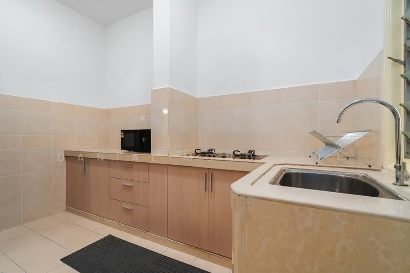 Condominium for Rent at Kristal Heights - Danial Mohd Zaki - Kitchen - PropertyGuru.com.my
